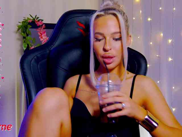 Alex-Coker webcam