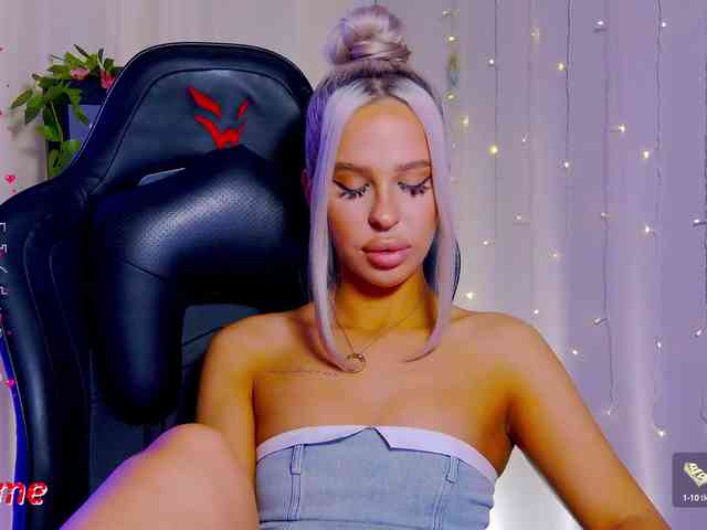 Alex-Coker webcam