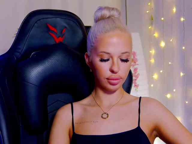 Alex-Coker webcam
