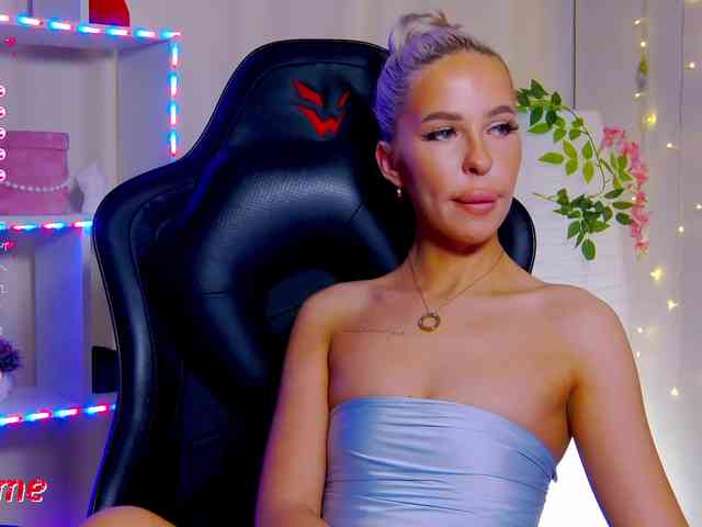 Alex-Coker webcam