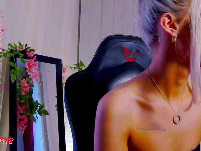 Alex-Coker webcam