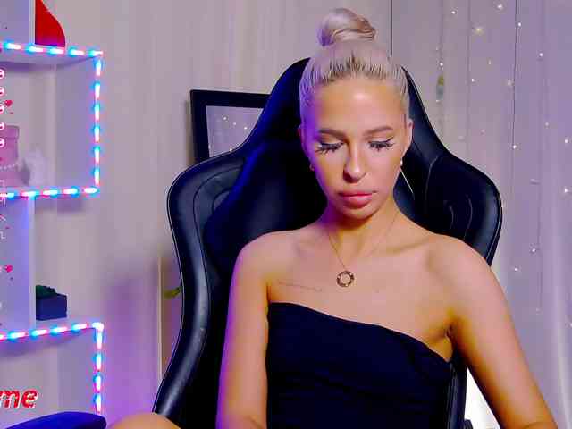 Alex-Coker webcam