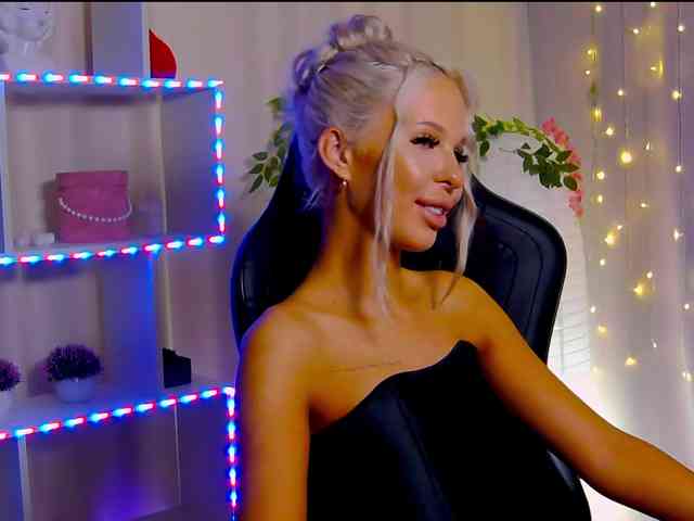 Alex-Coker webcam
