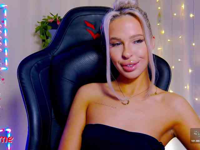 Alex-Coker webcam