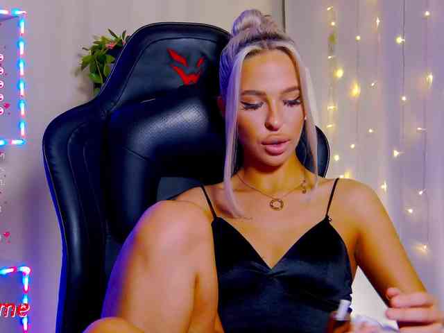 Alex-Coker webcam