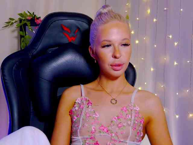 Alex-Coker webcam
