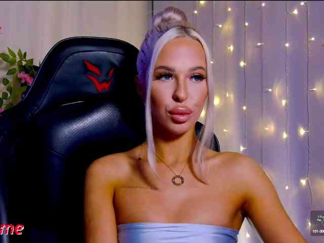 Alex-Coker webcam