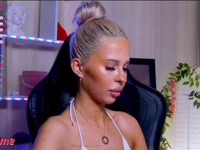 Alex-Coker webcam