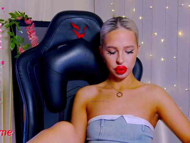Alex-Coker webcam