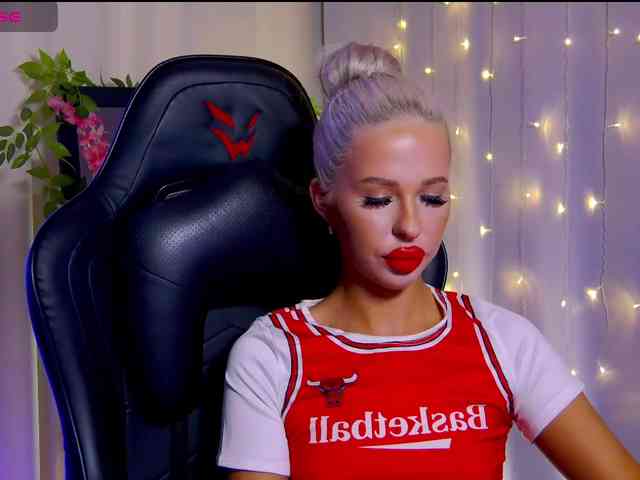Alex-Coker webcam