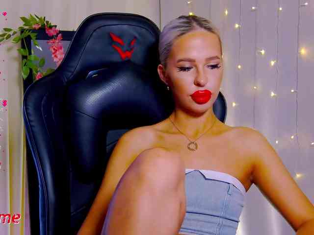 Alex-Coker webcam