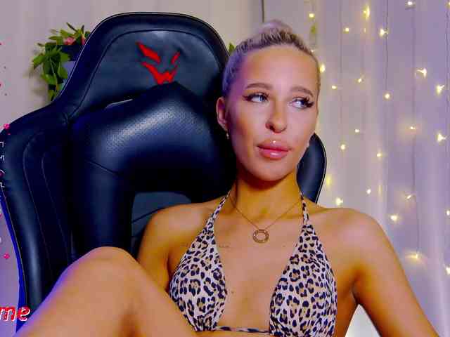 Alex-Coker webcam
