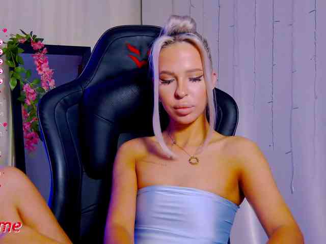 Alex-Coker webcam