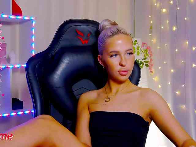 Alex-Coker webcam