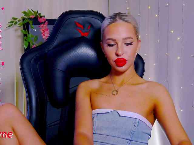 Alex-Coker webcam