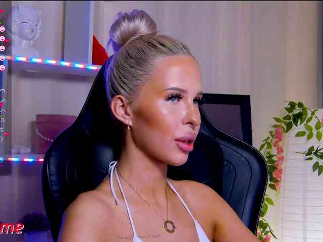 Alex-Coker webcam