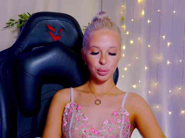 Alex-Coker webcam