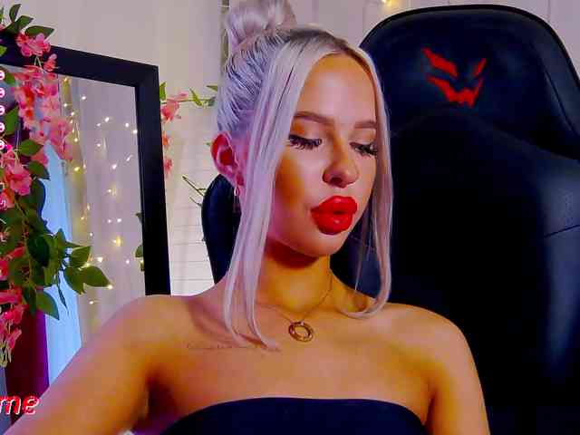 Alex-Coker webcam