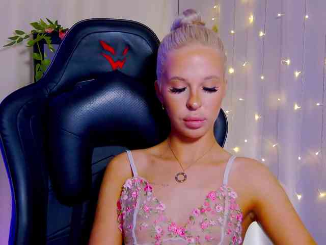 Alex-Coker webcam