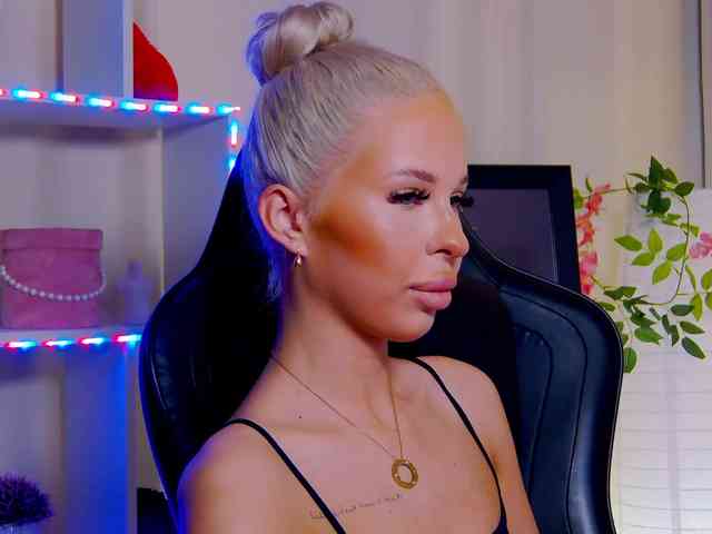 Alex-Coker webcam