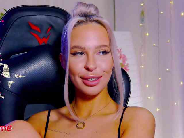 Alex-Coker webcam