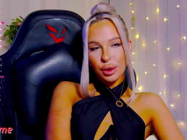 Alex-Coker webcam