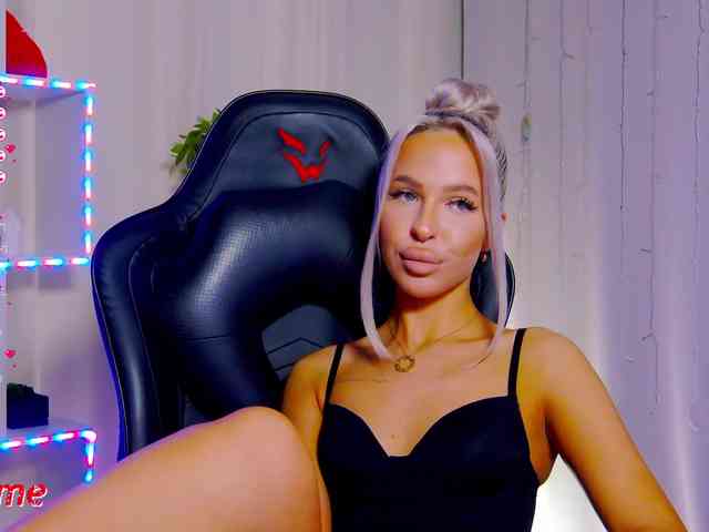 Alex-Coker webcam