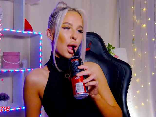 Alex-Coker webcam