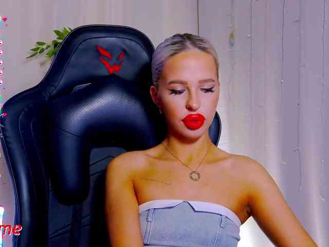 Alex-Coker webcam