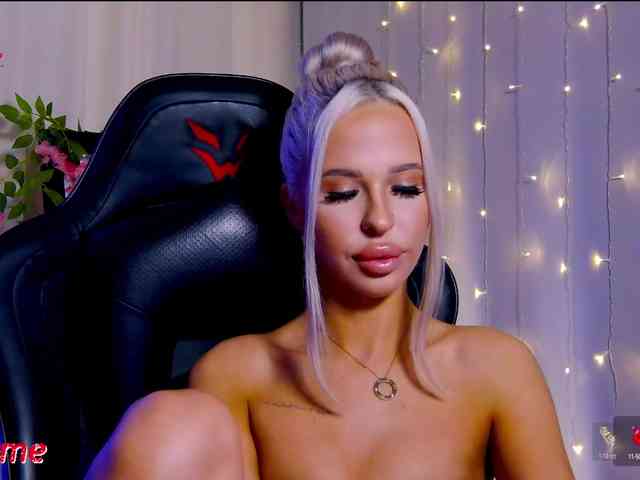 Alex-Coker webcam