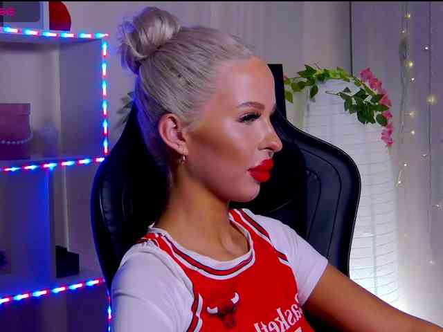 sex chatting Alex-Coker