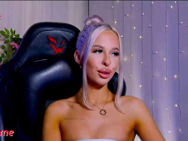Alex-Coker webcam