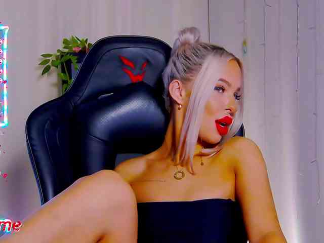 Alex-Coker webcam