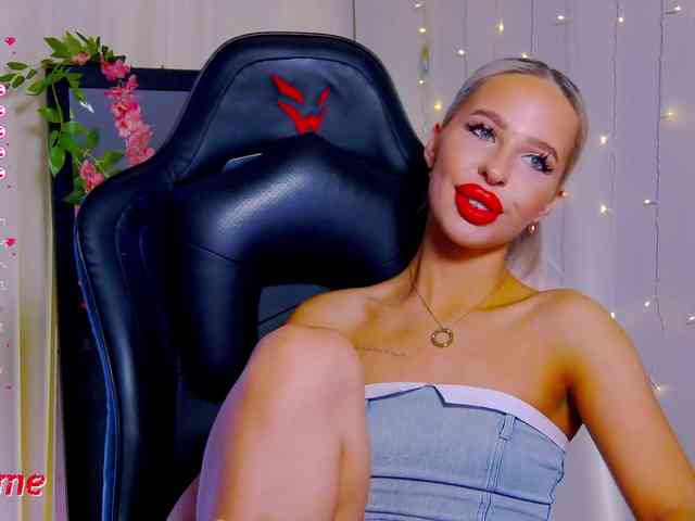 Alex-Coker webcam