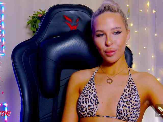 Alex-Coker webcam