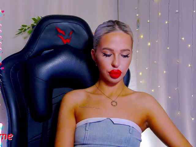 Alex-Coker webcam