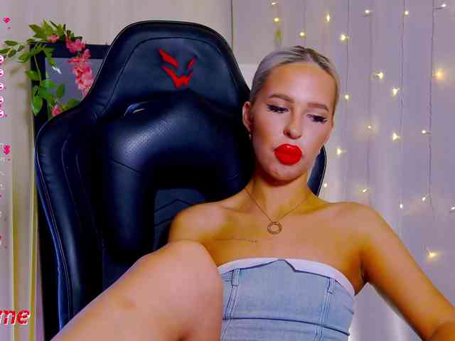 Alex-Coker webcam