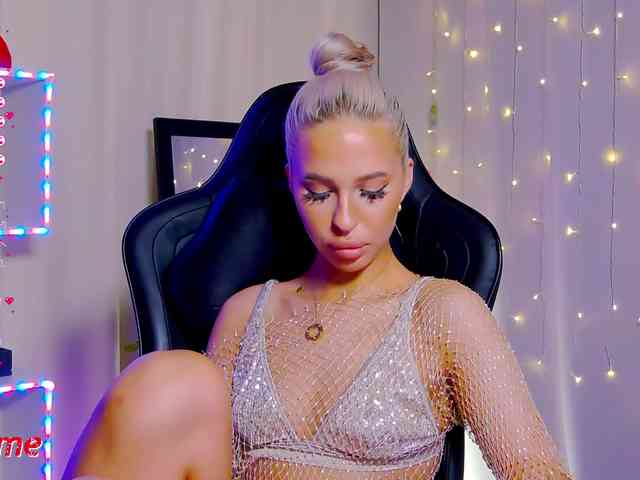 Alex-Coker webcam