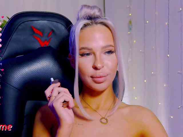 Alex-Coker webcam
