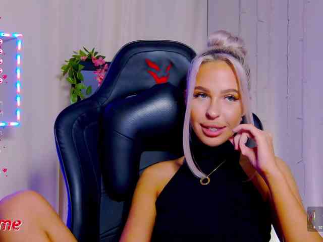 Alex-Coker webcam
