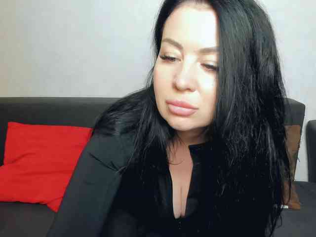 Wow-lady webcam