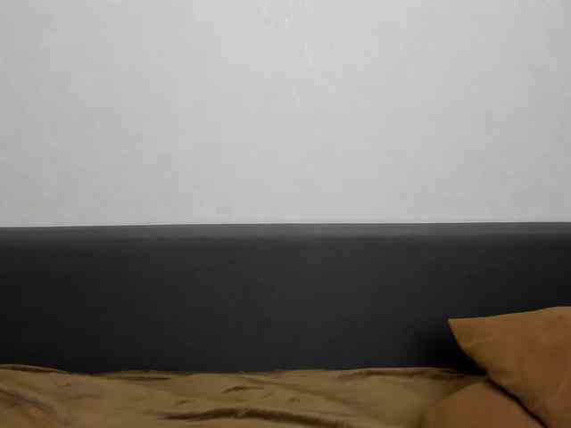 Wow-lady webcam