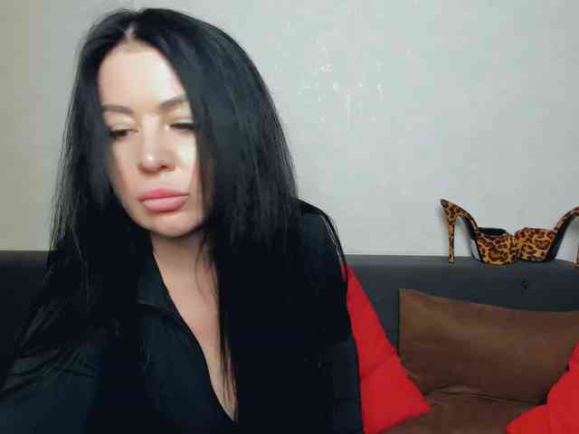 Wow-lady webcam