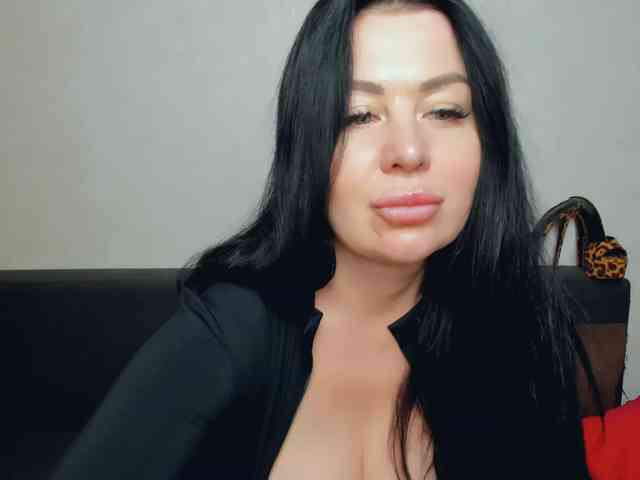 Wow-lady webcam