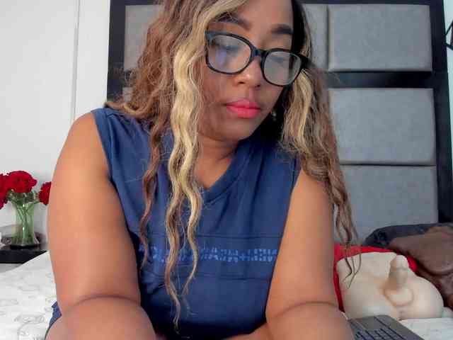 AmbarthSmiith2 AmbarthSmiith2