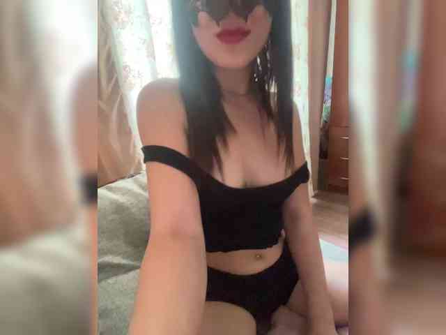 MilanaFox webcam