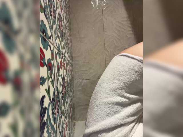 Vvv-lifffe's BongaCams show and profile