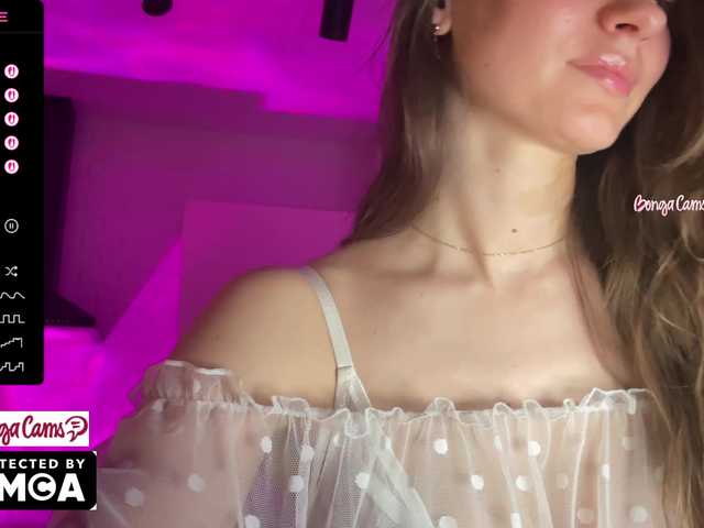 Vvv-lifffe's BongaCams show and profile