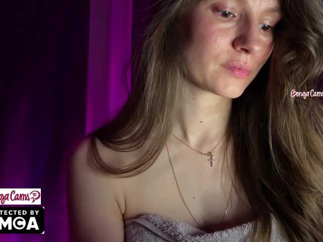 Vvv-lifffe's BongaCams show and profile