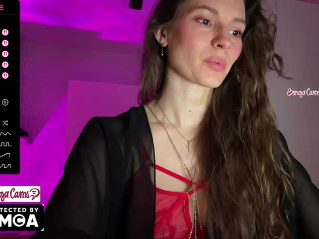Vvv-lifffe's BongaCams show and profile